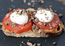 Tartine à la truffe d’été