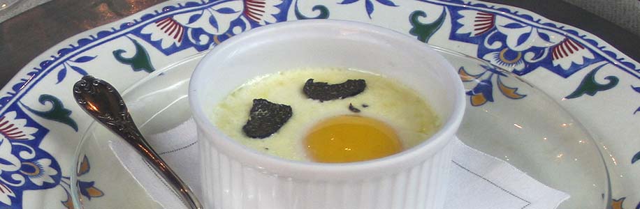 oeufs cocotte à la truffe d'hiver